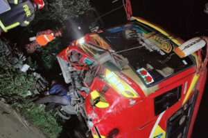 Three Killed as Bus Mows Down Auto Rickshaw