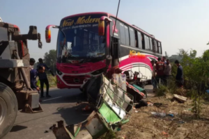 Three Killed in Bus–Auto-Rickshaw Collision in Faridpur’s Bhanga