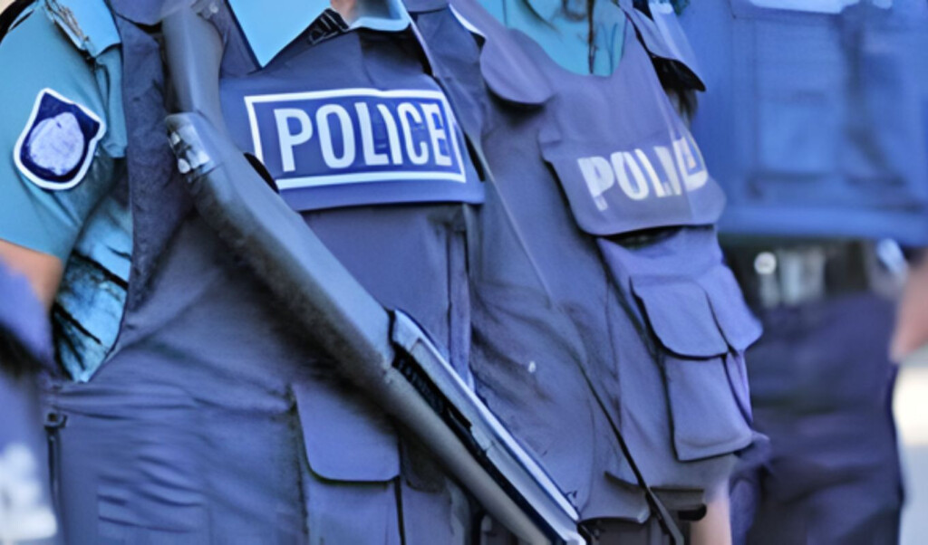 three police officers transferred over drug links Three Police Officers Transferred Over Drug Links