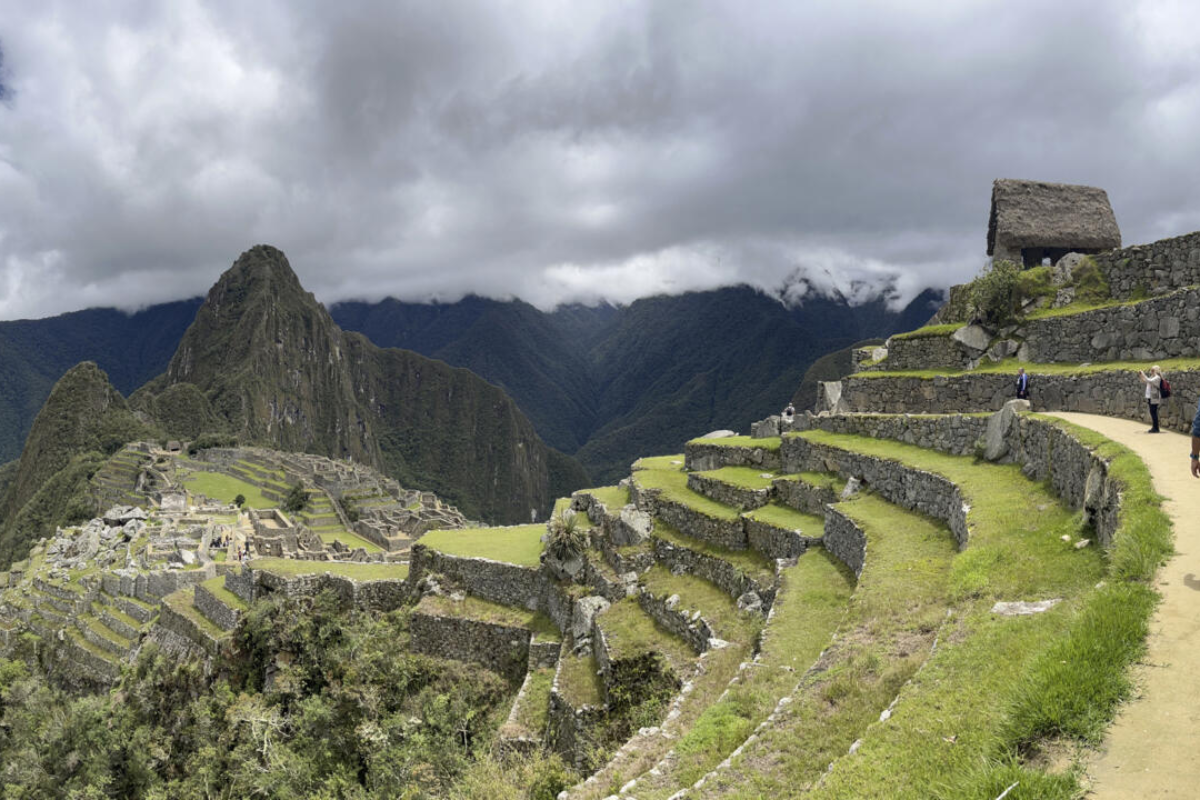 Tourists Return to Peru’s Machu Picchu Following Community Protest