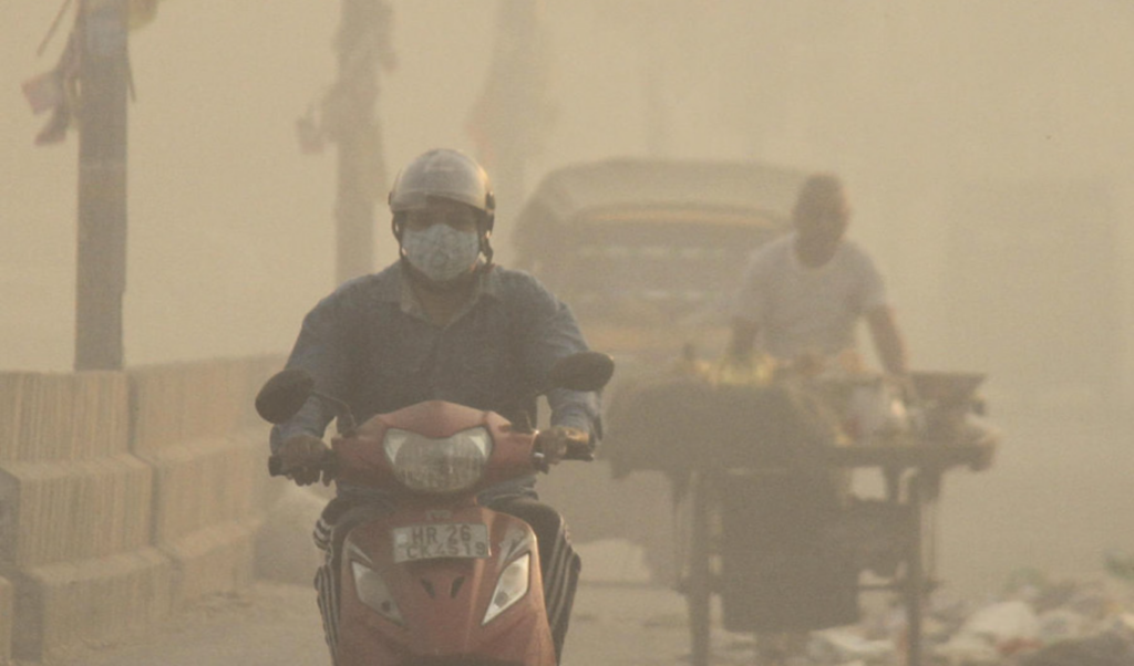 Toxic Haze Engulfs New Delhi as Pollution Levels Soar Beyond Global Limits 2 toxic haze engulfs new delhi as pollution levels soar beyond global limits Toxic Haze Engulfs New Delhi as Pollution Levels Soar Beyond Global Limits