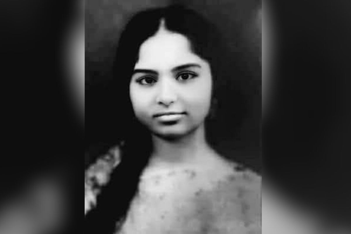 Tribute – The Prithilata of 1971, Shaheed Neepa Lahiri