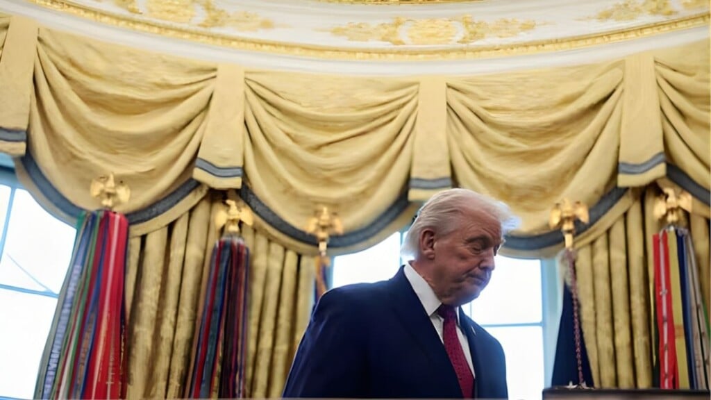 trump approval slips to 39 percent amid economic concerns Trump Approval Slips to 39 Percent Amid Economic Concerns