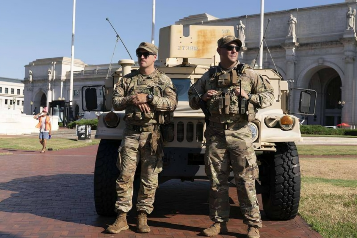 Trump Plans to Deploy National Guard Troops in Chicago: Reports