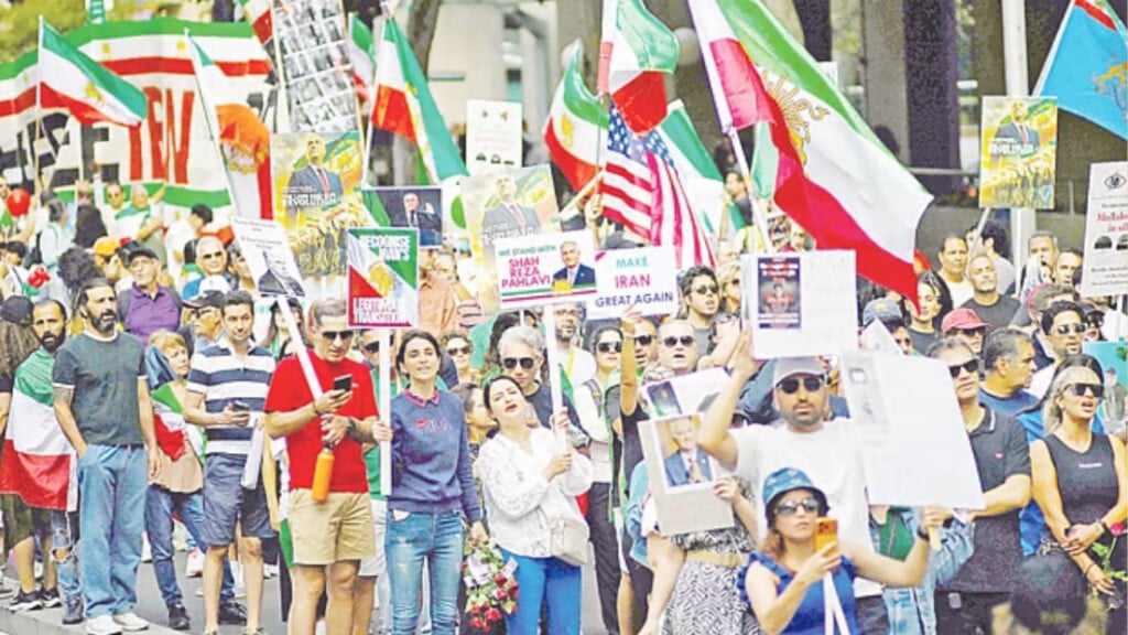 trump signals desire for iranian regime change Trump Signals Desire for Iranian Regime Change