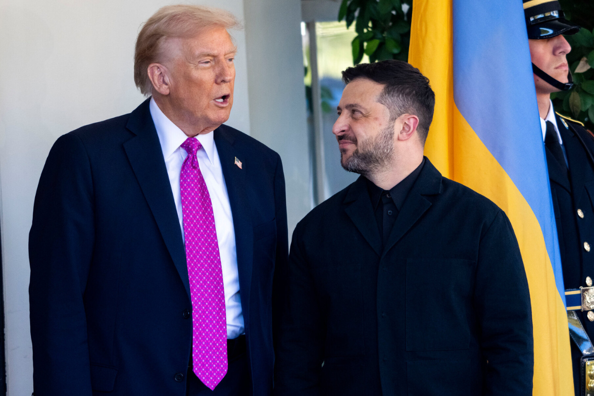 Trump Urges Zelensky to ‘Make a Deal’ as Tomahawk Request Falls Flat