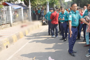 Two Killed Outside Khulna Court, Video Footage Shows Attack