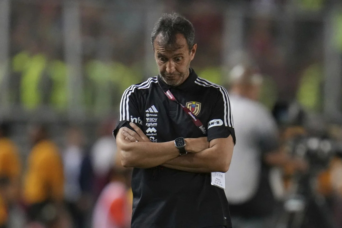 Two National Coaches Dismissed after Failing to Qualify for the World Cup