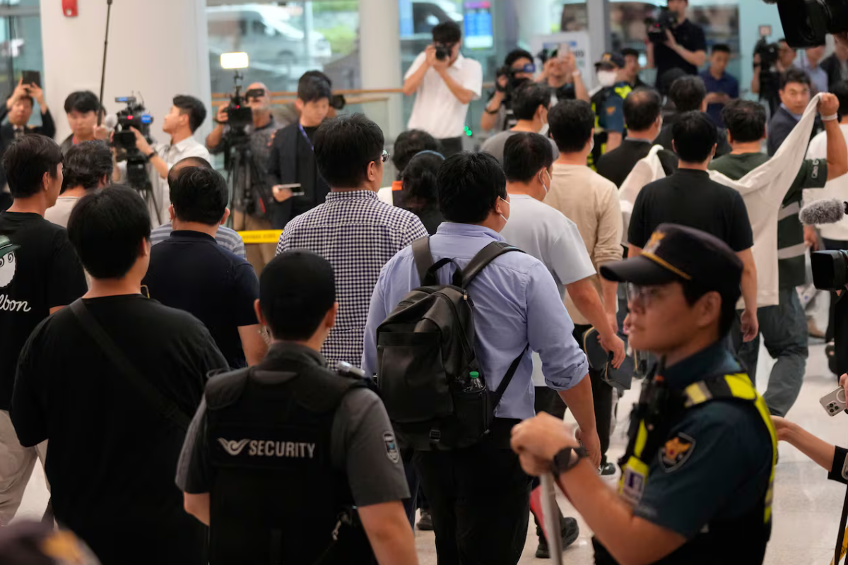 Two South Koreans Return Home After Detention in Cambodia Crackdown