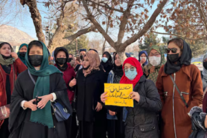 UN Halts Border Aid as Taliban Tighten Grip on Women Workers