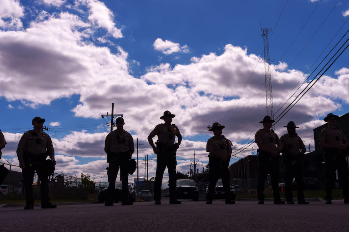 US Appeals Court Rules National Guard Can Stay in Illinois but Cannot Deploy