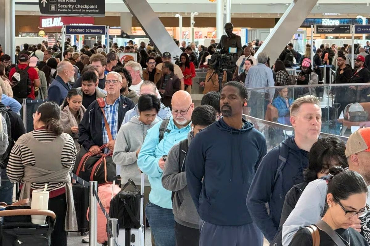 US Grounds Flights as Historic Shutdown Deepens Crisis