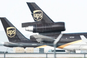 US Grounds MD-11 Cargo Fleet After Catastrophic Kentucky Crash