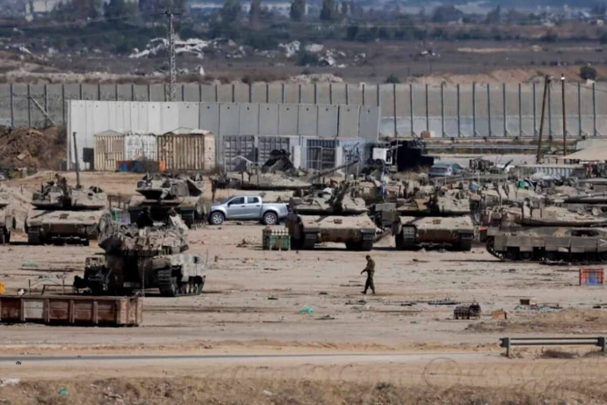 US plans to build a major military base on the Gaza border