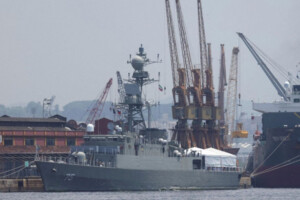 US Strike Sinks Iranian Warship Near Sri Lanka