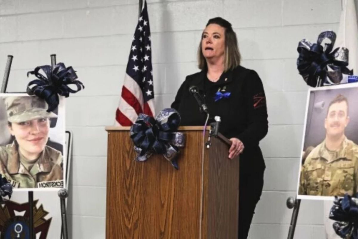 US Suspends All Asylum Decisions