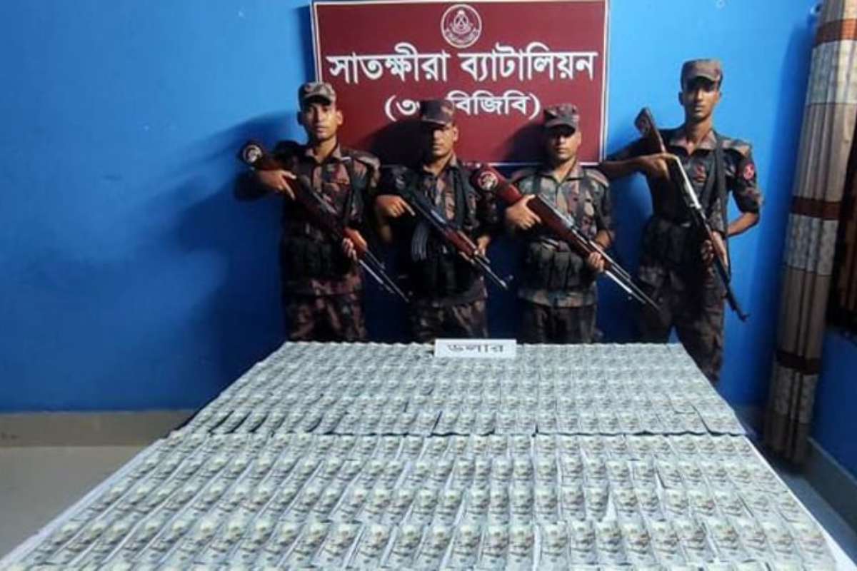 USD 30,000 Seized in Special Operation in Satkhira
