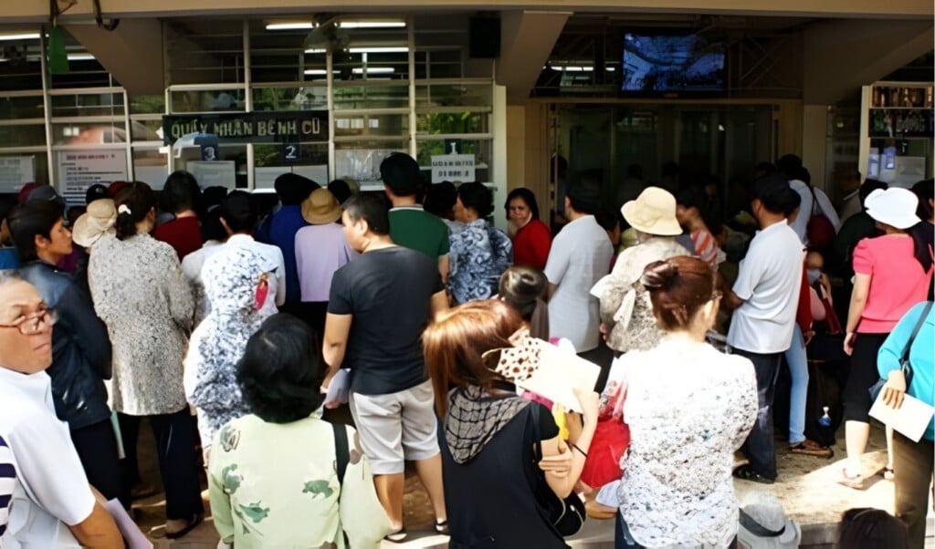 vietnam is expanding full health insurance coverage Vietnam is expanding full health insurance coverage.