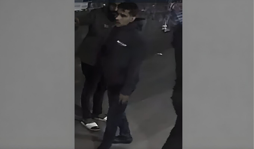 volunteer group leader musabbir killed another gunman arrested Volunteer group leader Musabbir killed; another gunman arrested