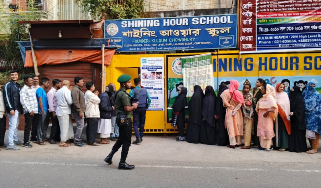 voter turnout rises early in chittagong election Voter Turnout Rises Early in Chittagong Election