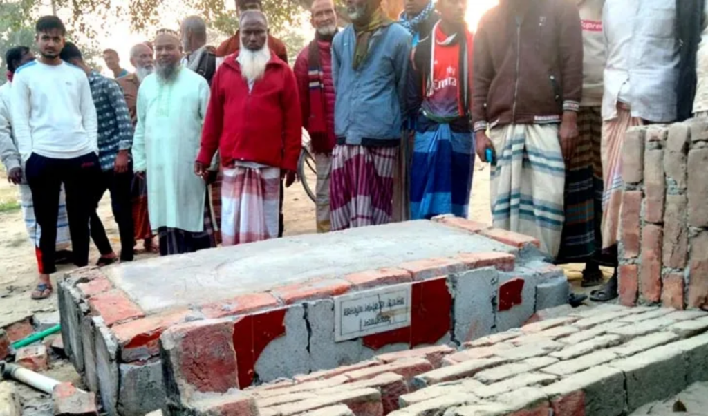 wall collapse kills two children in sirajganj Wall Collapse Kills Two Children in Sirajganj