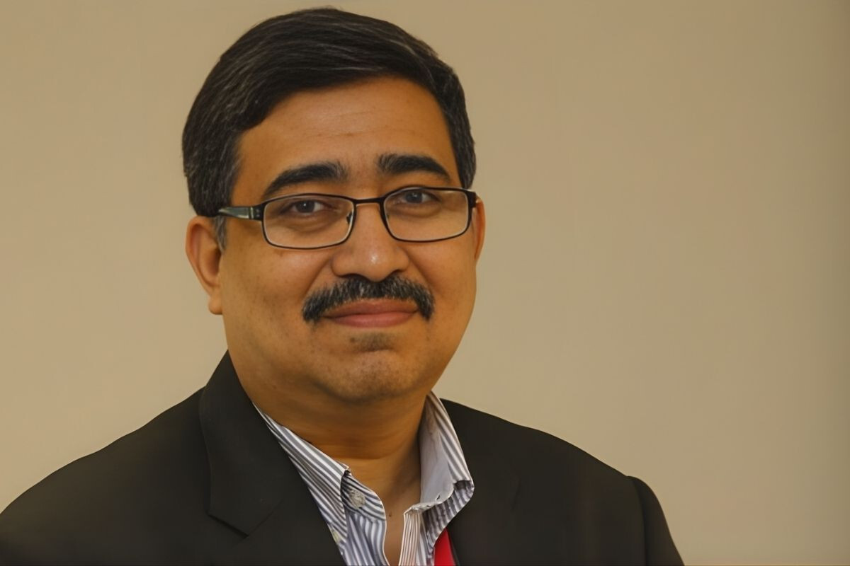 Weak Bond Market Intensifies Banking Sector Strain