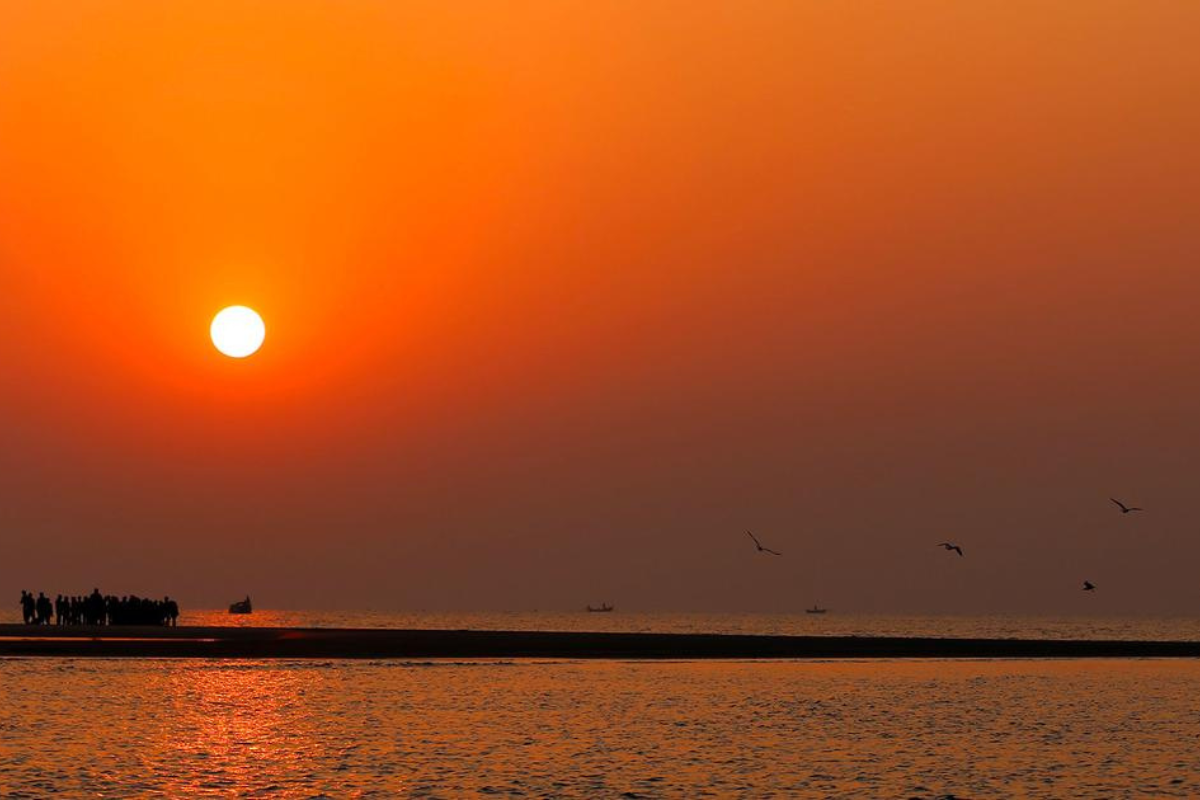 Weather Forecast: No Rain in Dhaka Today, Temperature to Rise by 3°C