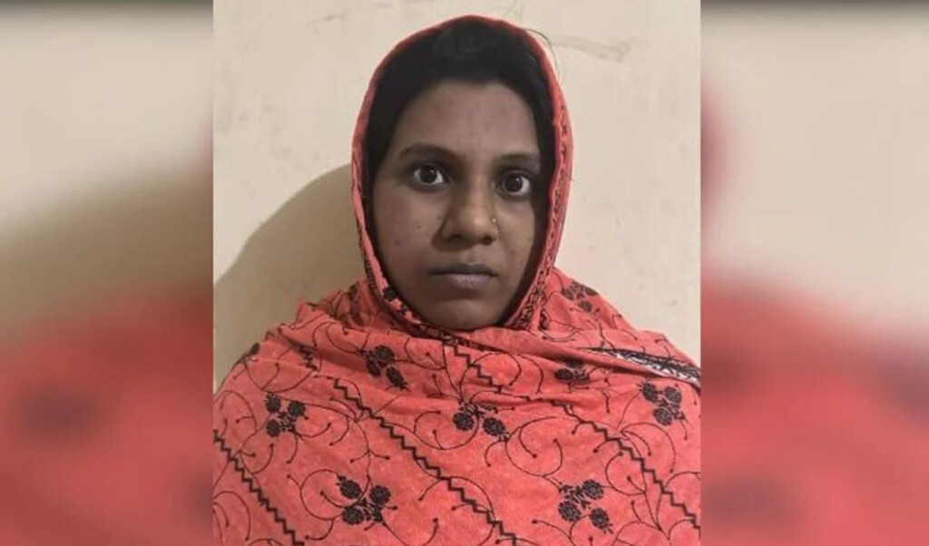 woman arrested in ishwardi for killing eight puppies by dumping them in a pond Woman Arrested in Ishwardi for Killing Eight Puppies by Dumping Them in a Pond