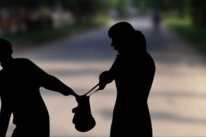 Woman Dies After Bag Snatched From Private Car
