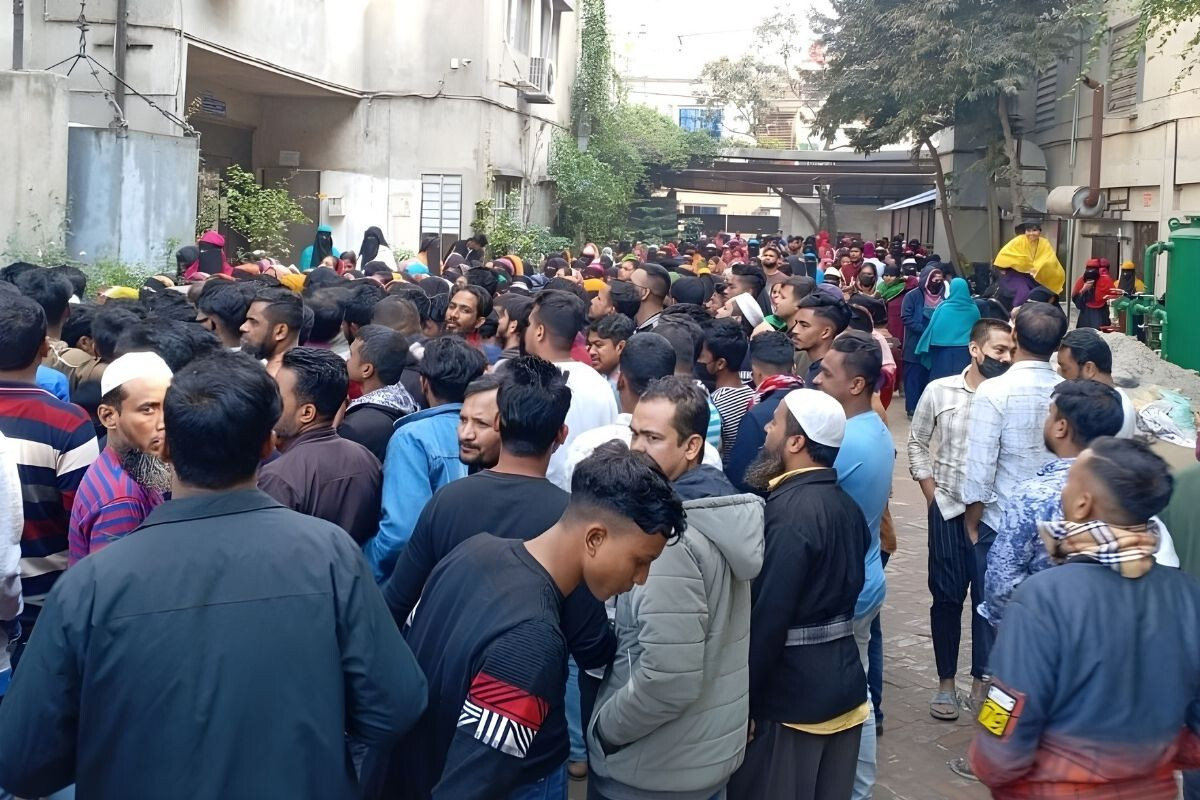 Workers’ Strike in Narayanganj Over Holiday Bonus Demand