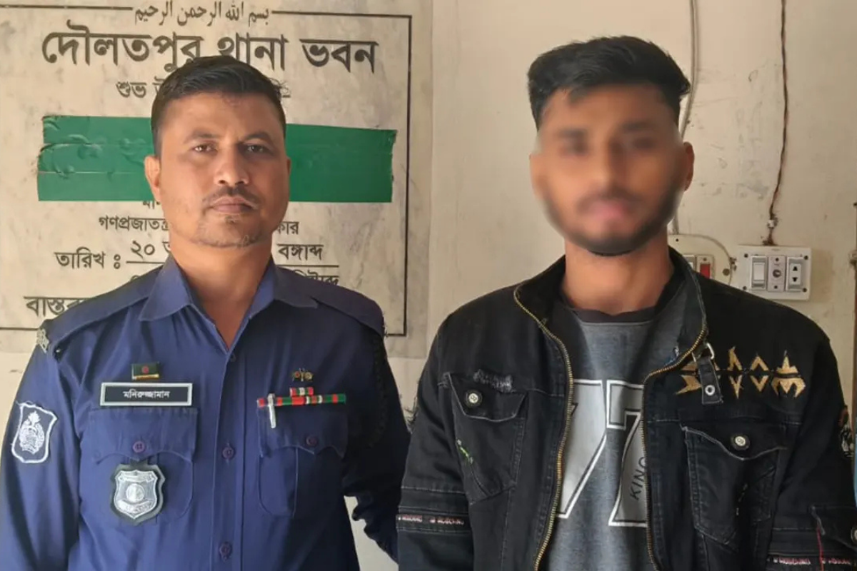 Young Man Sets Off Petrol Bomb and Cocktail Explosion at Home Over Motorcycle Dispute