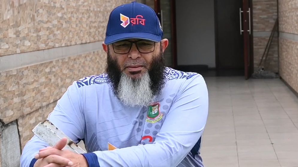 Bench Strength Priority for Mushtaq Ahmed
