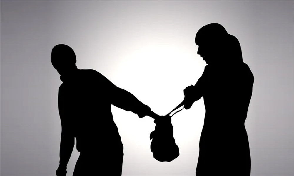 Businessman Injured in Armed Robbery