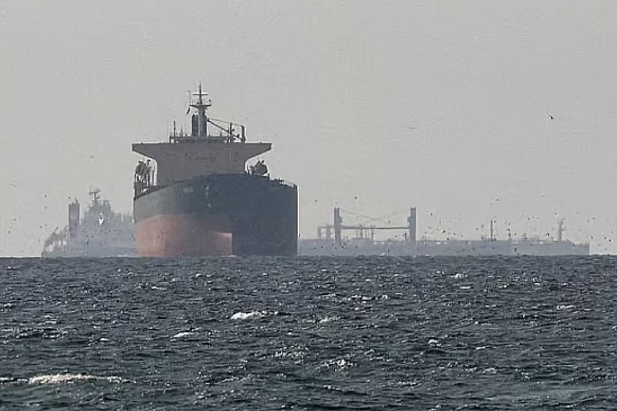 Conditions for Passage Through Hormuz Strait