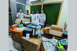 DMP Busts Major Mobile Smuggling Network in Dhaka Raid