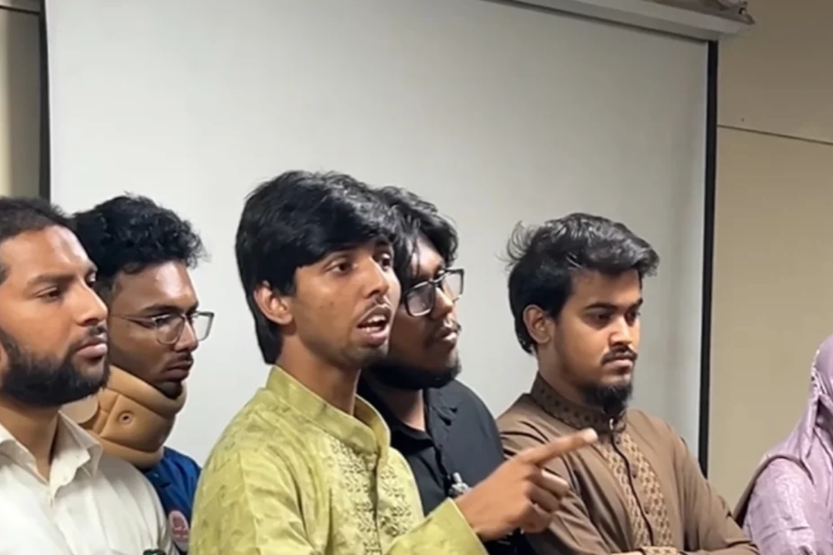DUCSU Leaders Vow Accountability Following Assault at Shahbagh Police Station