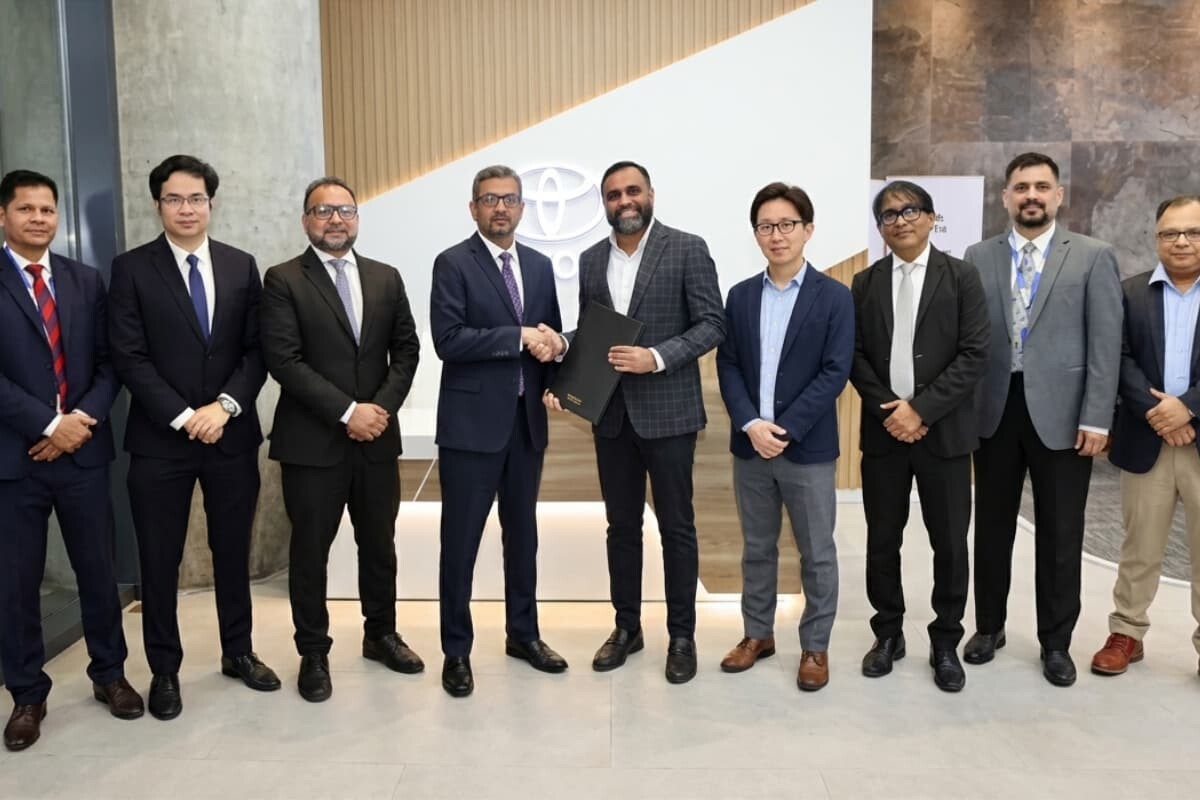Dhaka Bank Signs Auto Finance Deal with Toyota
