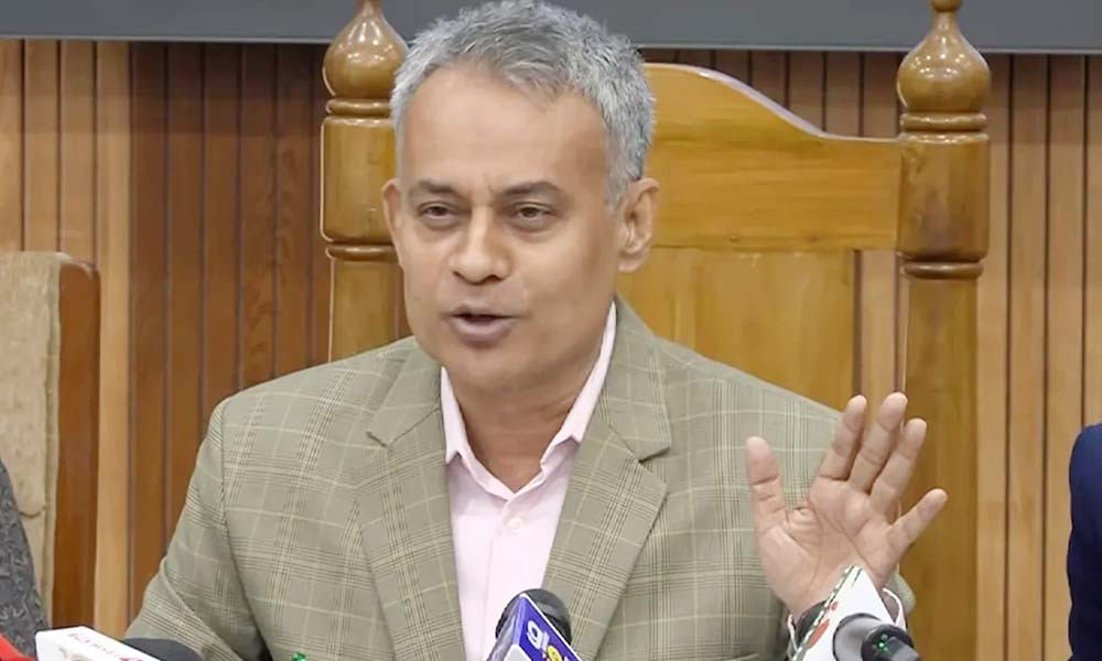 Diplomatic Efforts Underway to Release Ship in Hormuz