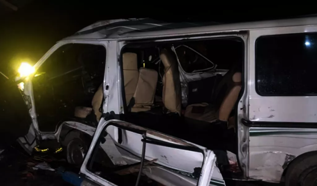 Fatal Collision in Kurigram Claims Five Lives of Returning Medical Patients Fatal Collision in Kurigram Claims Five Lives of Returning Medical Patients