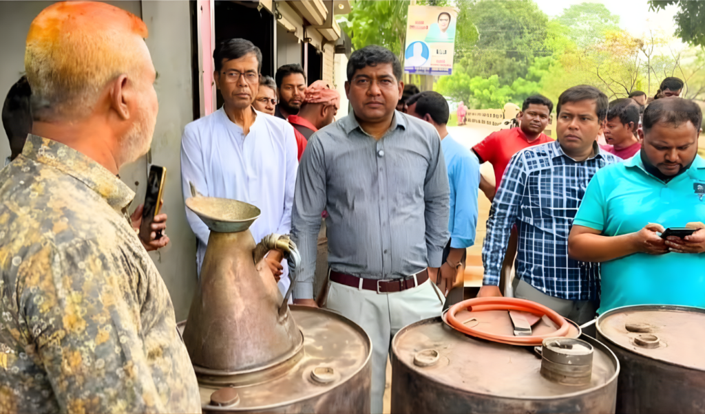 Fuel Irregularities in Manikganj Two Traders Fined Fuel Irregularities in Manikganj: Two Traders Fined