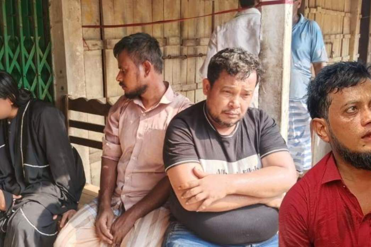 Group Detained in Satkania for Attempted Extortion and Blackmail