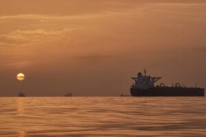 Hormuz Strait Fully Shut Again