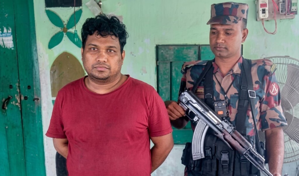 Indian National Held at Panchagarh Border With Large Sum of Dollars