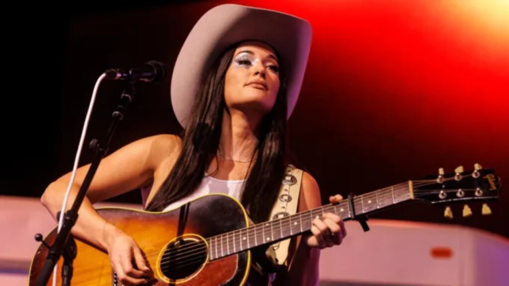 Kacey Musgraves Announces Texas Trio Shows