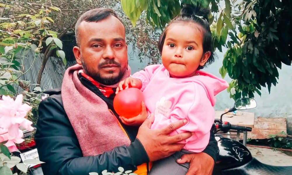 Lightning Strike Kills Father, Saves Child