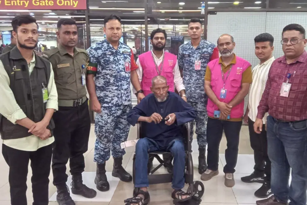 Man Reunited After 27 Years Abroad Man Reunited After 27 Years Abroad