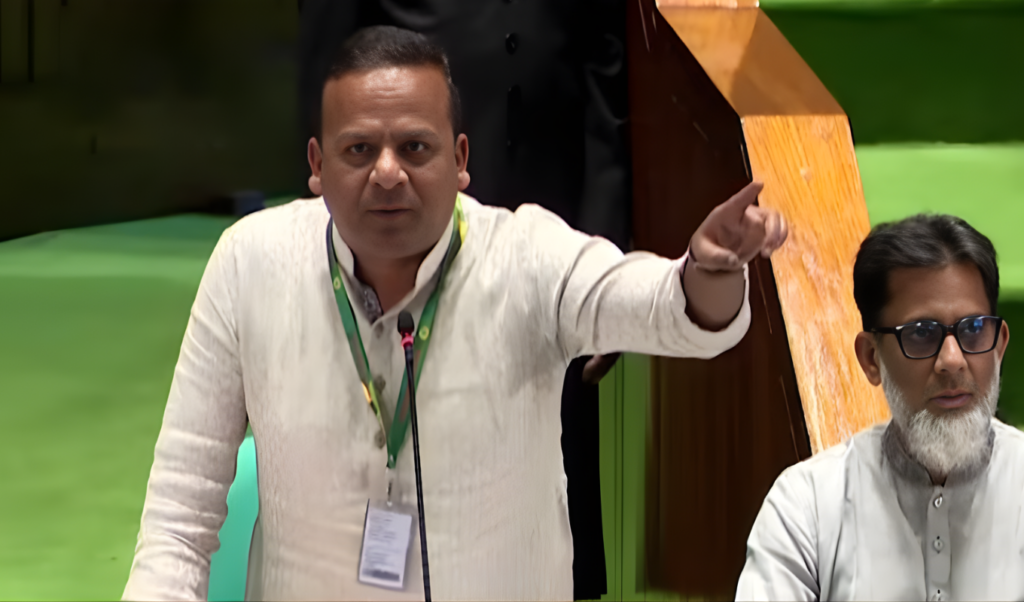Minister of State for Shipping Criticises Opposition During Parliamentary Debate Minister of State for Shipping Criticises Opposition During Parliamentary Debate