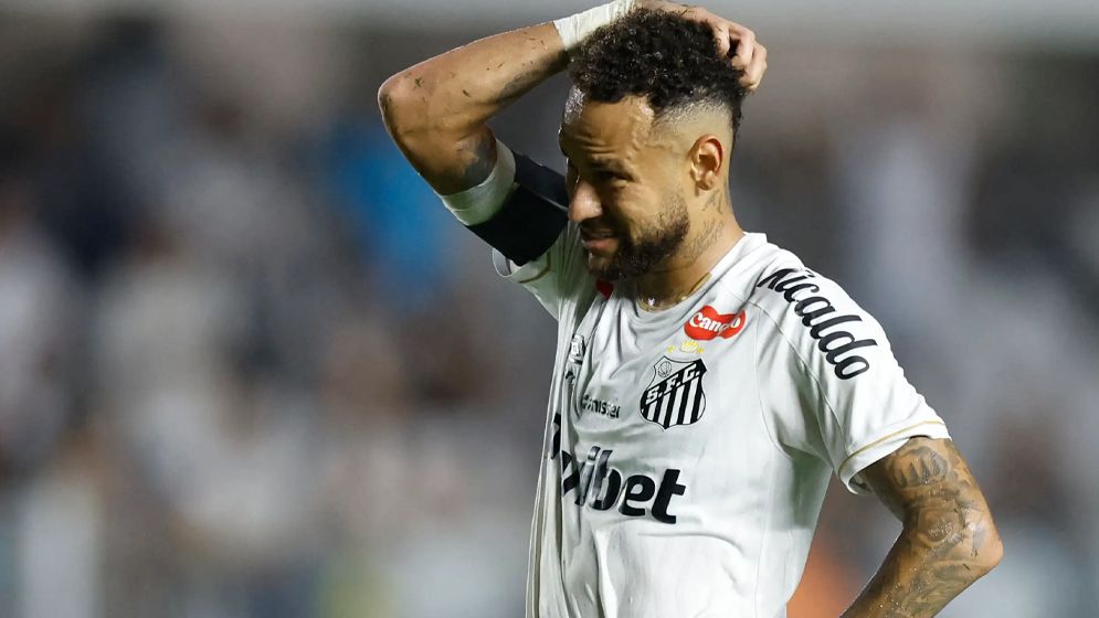 Neymar Scores in Santos Draw Amid Fan Confrontation