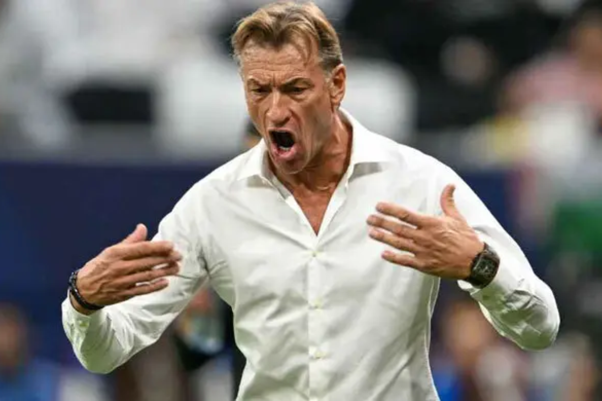 Saudi Arabia Sacks Renard Weeks Before World Cup