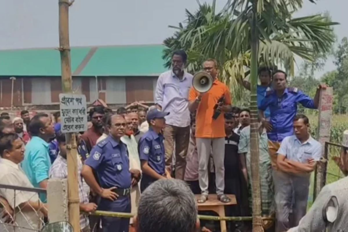 Sub-Divisional Officer Targeted in Violent Assault During Fuel Rationing Inspection